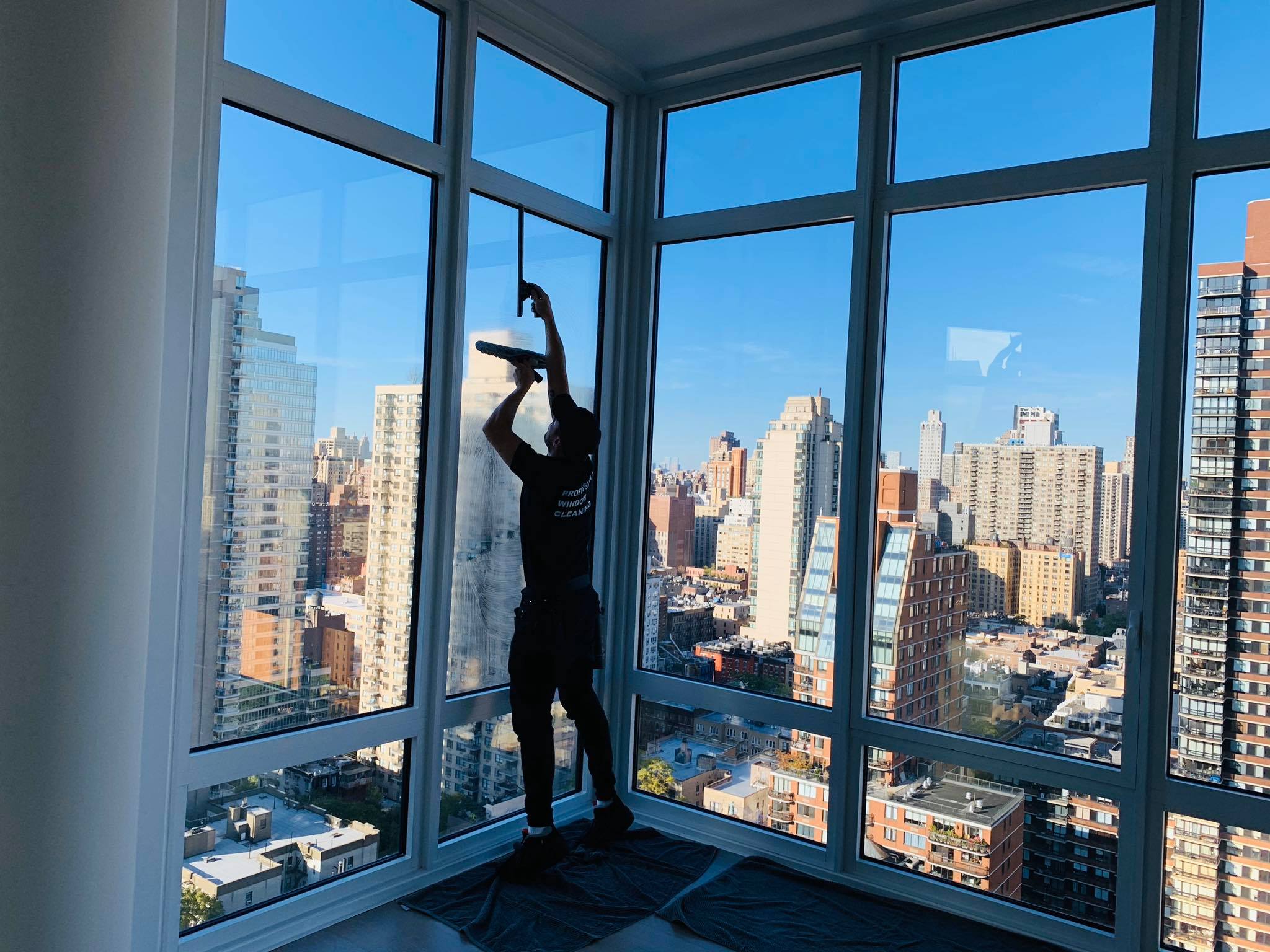 When is the Best Time for Your Next Window Cleaning?