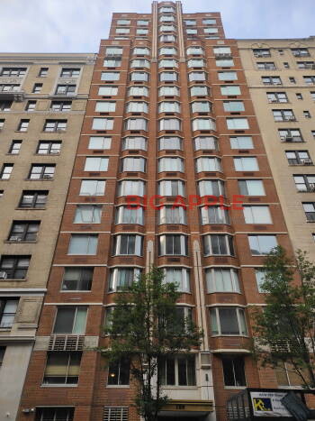 Windows cleaning in 160 West 86th Street