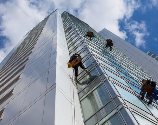 Cleaning High Rise Windows