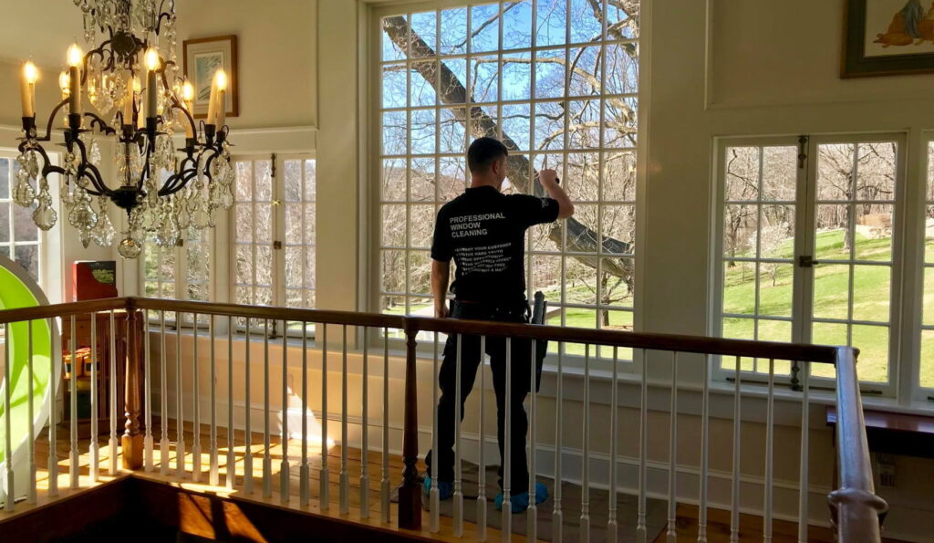 Interior Window Cleaning 