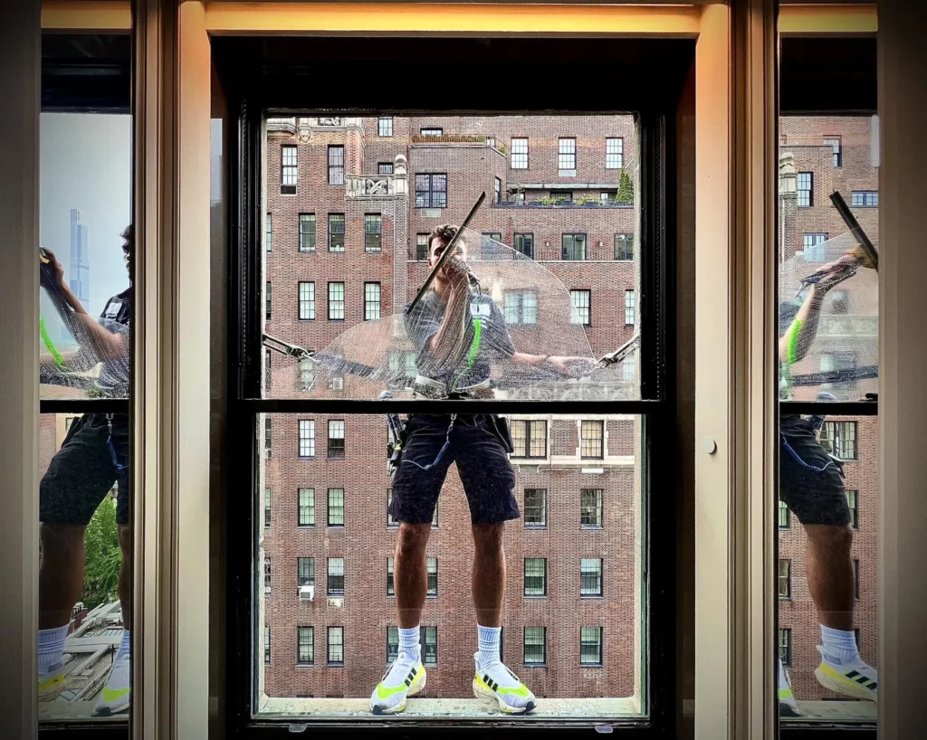 Benefits of High Rise Window Cleaning