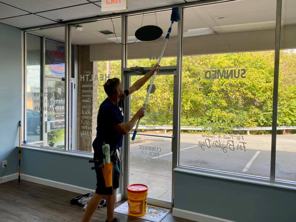 Storefront Window Washing